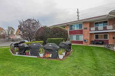 400 Fulton Street #14C, Farmingdale, NY 11735 - Photo 22