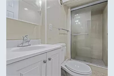 33-05 143rd Street #1405, Flushing, NY 11354 - Photo 16