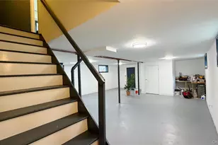 60 St Johns Ave, Valley Stream, NY 11580 - Photo 8