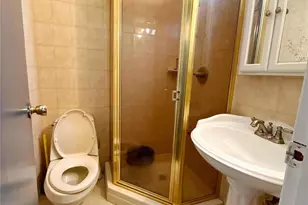 60 St Johns Ave, Valley Stream, NY 11580 - Photo 26