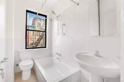140 E 95th Street #3C, New York, NY 10128 - Photo 10