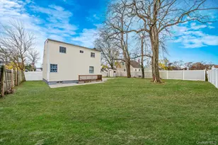 47 Satinwood St, Central Islip, NY 11722 - Photo 26