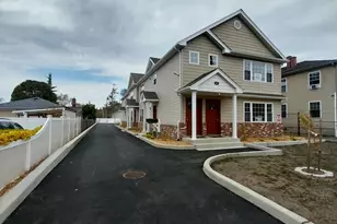 343 Jackson St, Hempstead, NY 11550 - Photo 2