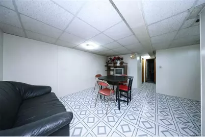2284 E 22nd Street, Brooklyn, NY 11229 - Photo 14