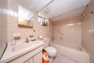 2284 E 22nd St, Brooklyn, NY 11229 - Photo 22