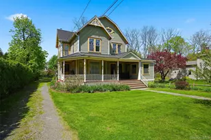 6455 Montgomery St, Rhinebeck, NY 12572 - Photo 2