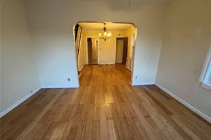 142-06 116th Ave, Jamaica, NY 11436 - Photo 12