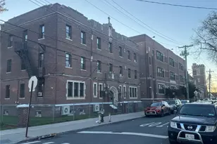 142-06 116th Ave, Jamaica, NY 11436 - Photo 8