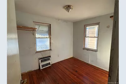 142-06 116th Avenue, Jamaica, NY 11436 - Photo 30