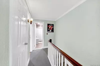 2529 Westervelt Avenue, Bronx, NY 10469 - Photo 16