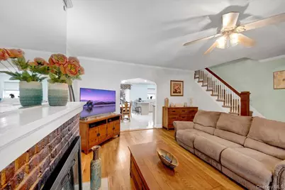 2529 Westervelt Avenue, Bronx, NY 10469 - Photo 4