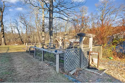 550 Beach Road, Mahopac, NY 10541 - Photo 32