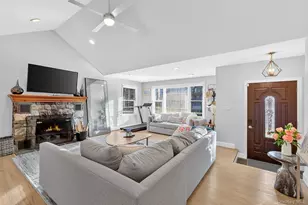 550 Beach Rd, Mahopac, NY 10541 - Photo 10