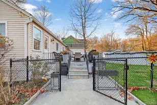 550 Beach Rd, Mahopac, NY 10541 - Photo 30