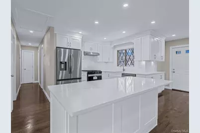 3167 Morgan Drive, Wantagh, NY 11793 - Photo 8