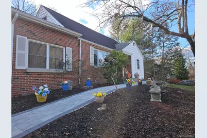 8 Windmill Lane, New City, NY 10956 - Photo 2