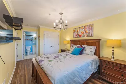 1207 Willow Lane, Valley Stream, NY 11580 - Photo 20