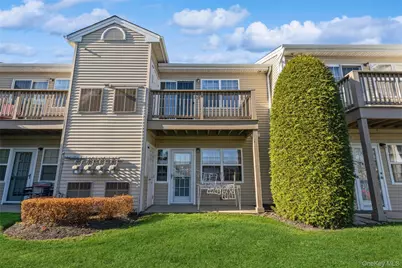 1207 Willow Lane, Valley Stream, NY 11580 - Photo 8