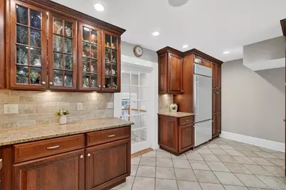 9 Ridgeview Avenue, White Plains, NY 10606 - Photo 22