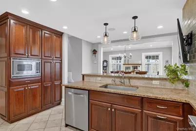 9 Ridgeview Avenue, White Plains, NY 10606 - Photo 20