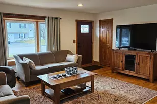 28 Cardinal Dr, Poughkeepsie, NY 12601 - Photo 8