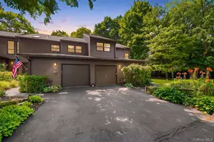 56 Pond View Ct, Ossining, NY 10562 - Photo 2