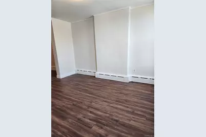 6410 Myrtle Avenue, Glendale, NY 11385 - Photo 12