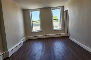 64-10 Myrtle Ave, Glendale, NY 11385 - Photo 10