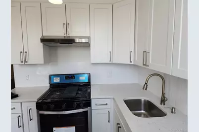 6410 Myrtle Avenue, Glendale, NY 11385 - Photo 4