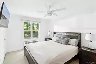 44 Edwards St, Roslyn Heights, NY 11577 - Photo 10