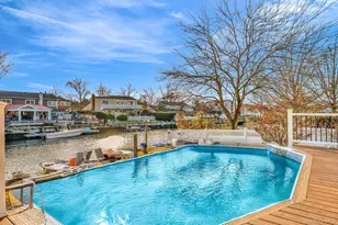 266 Bayview Ave, Massapequa, NY 11758 - Photo 42