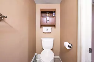 266 Bayview Ave, Massapequa, NY 11758 - Photo 32