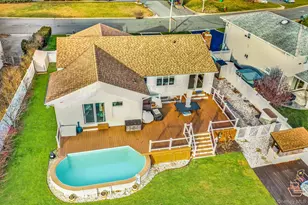 266 Bayview Ave, Massapequa, NY 11758 - Photo 44