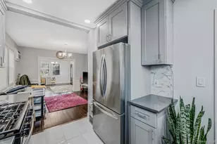 37 Orchard St, Merrick, NY 11566 - Photo 6