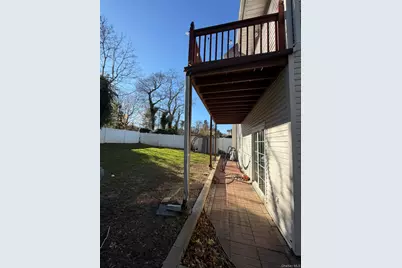 23 Arizona Avenue, Syosset, NY 11791 - Photo 10