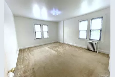 20410 42nd Avenue, Bayside, NY 11361 - Photo 4