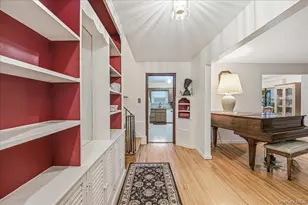 816 Pepperidge Rd, Westbury, NY 11590 - Photo 2