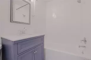 203 Park Ridge Ln, White Plains, NY 10603 - Photo 12