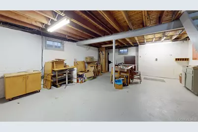 120 Barrymore Boulevard, Franklin Square, NY 11010 - Photo 28