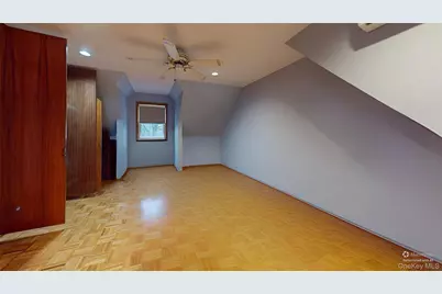 120 Barrymore Boulevard, Franklin Square, NY 11010 - Photo 16