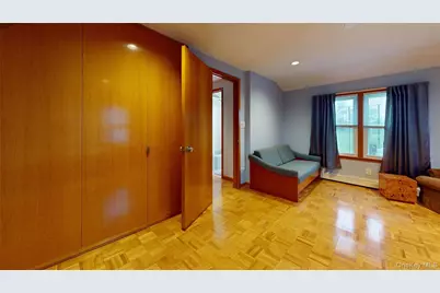 120 Barrymore Boulevard, Franklin Square, NY 11010 - Photo 14