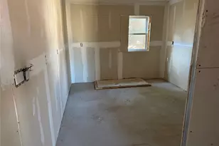 512 Minnieford Ave, Bronx, NY 10464 - Photo 18