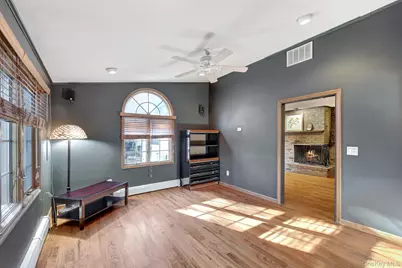 14 Lincoln Terrace, Middletown, NY 10940 - Photo 12