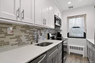 127 15th St, Garden City, NY 11530 - Photo 10