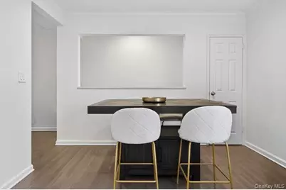 127 Fifteenth Street #E2, Garden City, NY 11530 - Photo 8