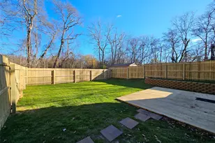 133 Denton St, Patchogue, NY 11772 - Photo 18