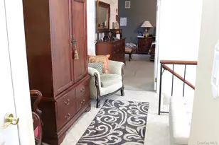 35 Hastings Dr, Ridge, NY 11961 - Photo 18