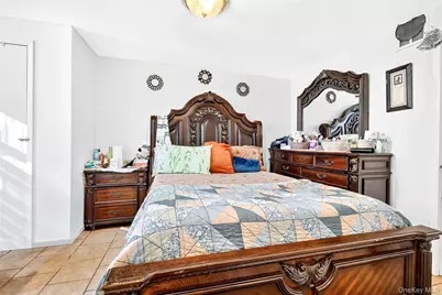 1007 E 215th Street, Bronx, NY 10469 - Photo 32