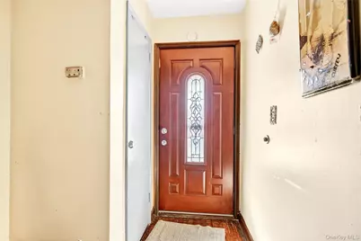 1007 E 215th Street, Bronx, NY 10469 - Photo 6