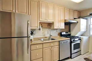 39 Avon Cir, Rye Brook, NY 10573 - Photo 8